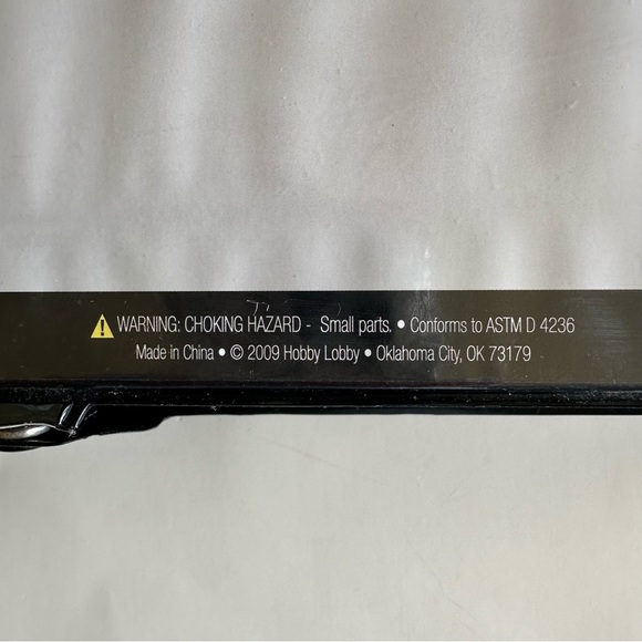 🙂4/$20 Hobby Lobby Art Supply Set - Picture 2 of 10